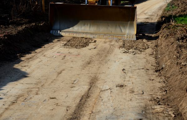 Cost of Topsoil Leveling in Peyton