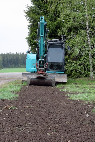 Cost of Backhoe Grading in Peyton
