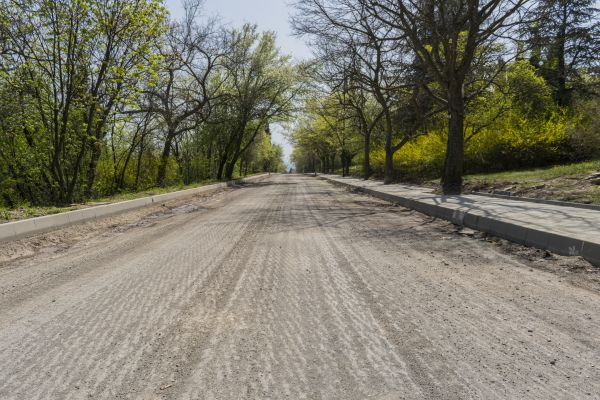 Cost of Unpaved Road Repair in Peyton